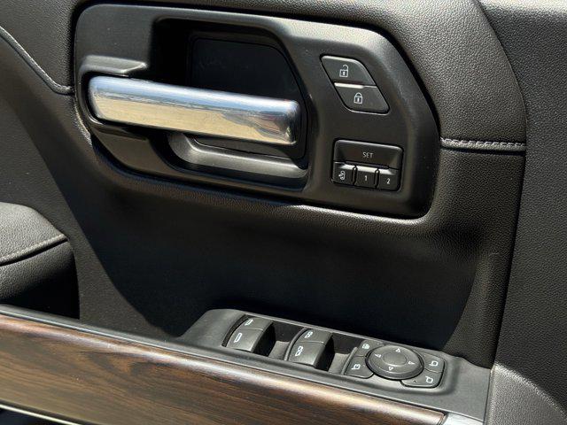 2022 GMC Sierra 1500 Limited 4WD Crew Cab Short Box SLT