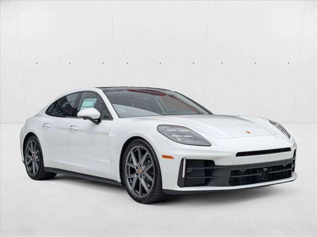 2025 Porsche Panamera 4