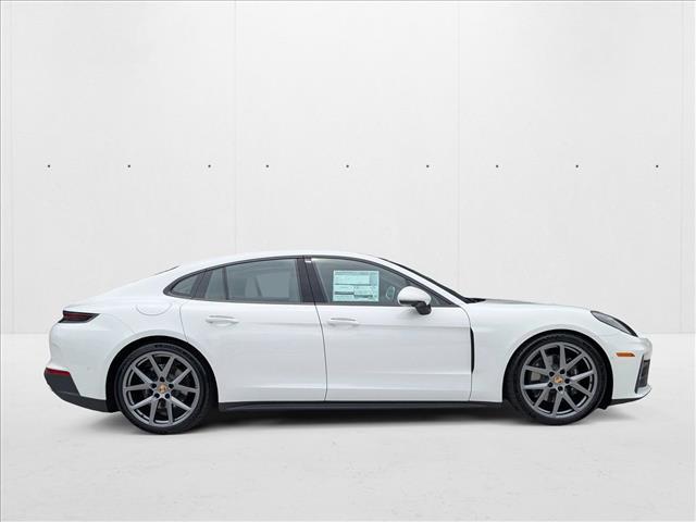 2025 Porsche Panamera 4