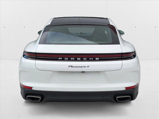 2025 Porsche Panamera 4