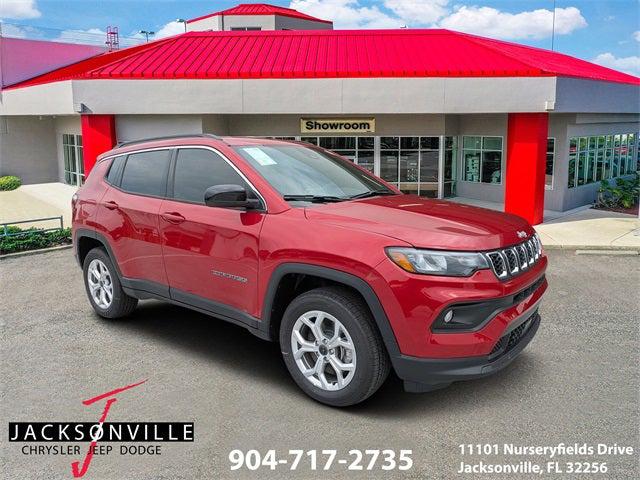2025 Jeep Compass COMPASS LATITUDE 4X4