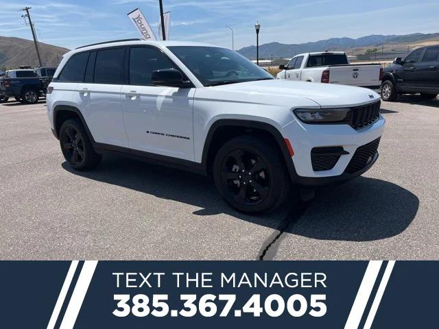 2023 Jeep Grand Cherokee Altitude 4x4