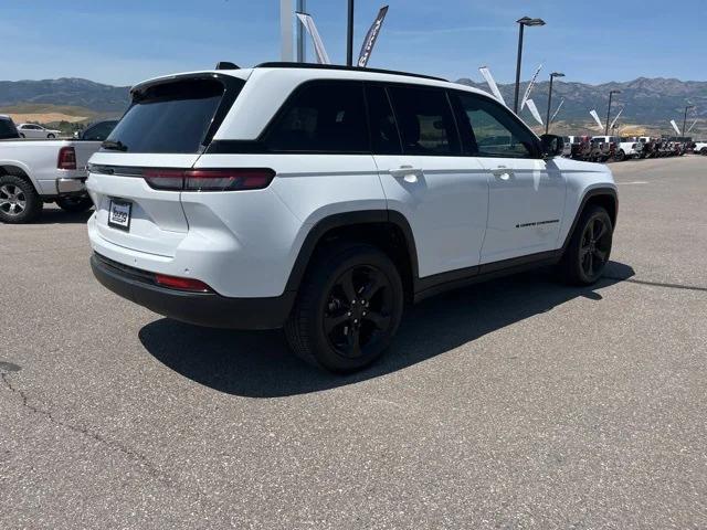 2023 Jeep Grand Cherokee Altitude 4x4