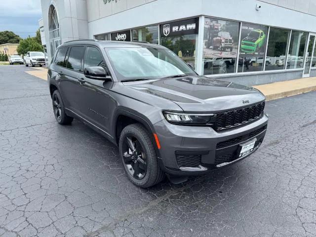 2023 Jeep Grand Cherokee L Altitude 4x4