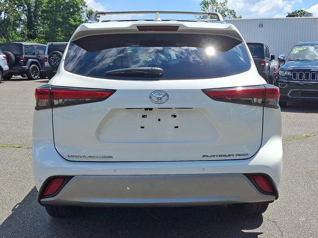 2021 Toyota Highlander Platinum