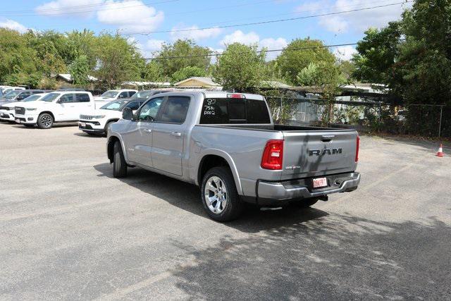 2025 RAM Ram 1500 RAM 1500 LONE STAR CREW CAB 4X2 57 BOX
