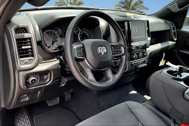 2025 RAM Ram 1500 RAM 1500 TRADESMAN CREW CAB 4X4 57 BOX