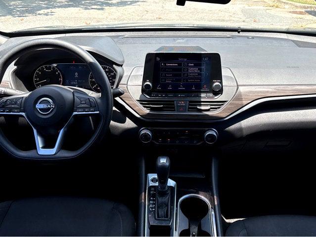 2024 Nissan Altima SV FWD