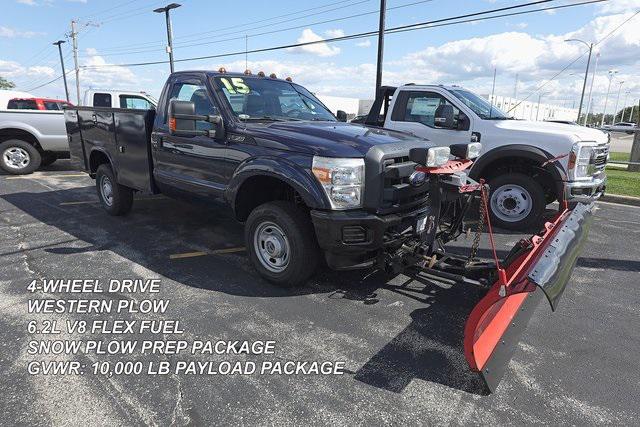 2015 Ford F-350 Chassis XL