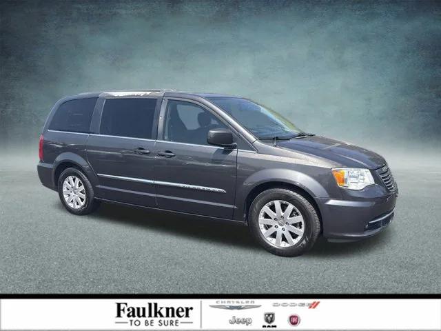 2016 Chrysler Town and Country Touring