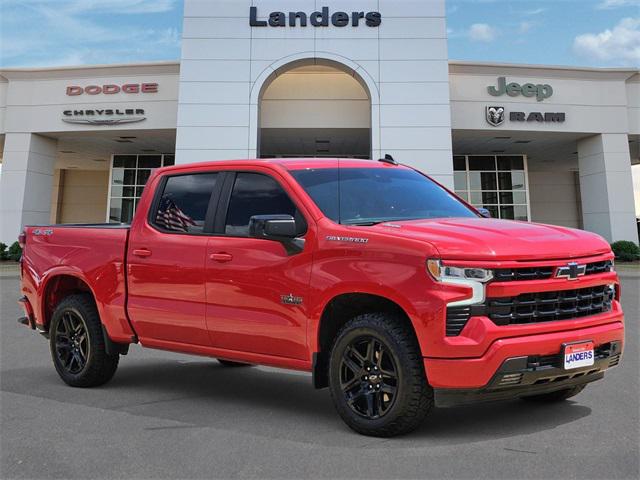 2022 Chevrolet Silverado 1500 4WD Crew Cab Short Bed RST