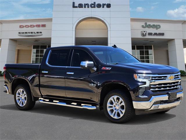 2022 Chevrolet Silverado 1500 4WD Crew Cab Short Bed LTZ