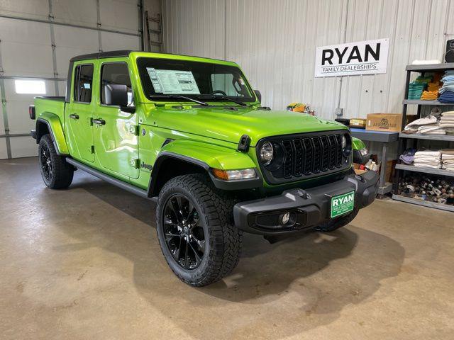 2025 Jeep Gladiator GLADIATOR NIGHTHAWK 4X4 2025 Jeep Gladiator GLADIATOR NIGHTHAWK 4X4