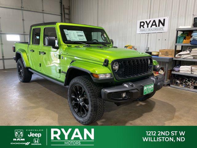 2025 Jeep Gladiator GLADIATOR NIGHTHAWK 4X4