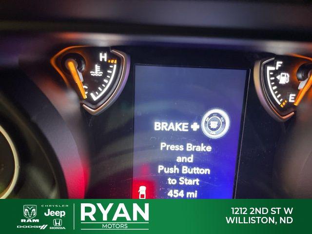 2025 Jeep Gladiator GLADIATOR NIGHTHAWK 4X4