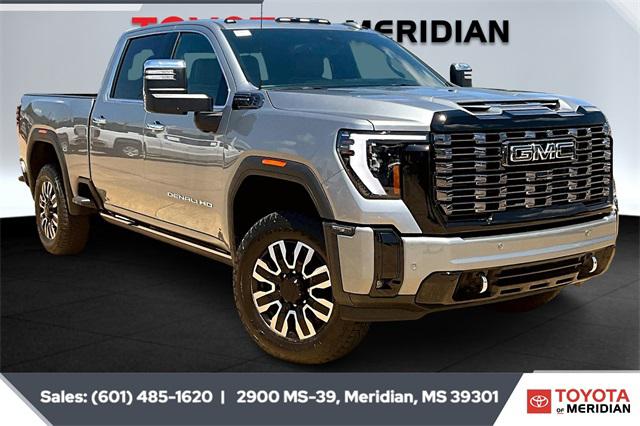 2025 GMC Sierra 2500HD 4WD Crew Cab Standard Bed Denali Ultimate