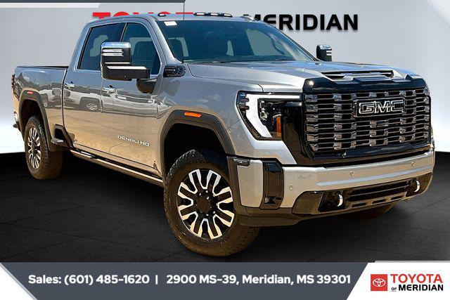 2025 GMC Sierra 2500HD 4WD Crew Cab Standard Bed Denali Ultimate 2025 GMC Sierra 2500HD 4WD Crew Cab Standard Bed Denali Ultimate