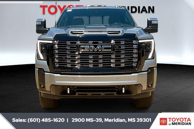 2025 GMC Sierra 2500HD 4WD Crew Cab Standard Bed Denali Ultimate 2025 GMC Sierra 2500HD 4WD Crew Cab Standard Bed Denali Ultimate