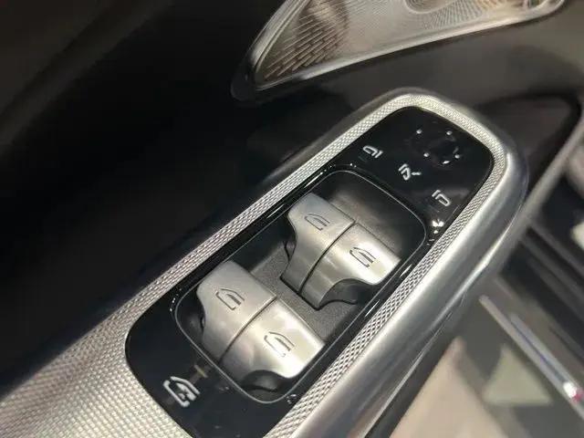 2025 Mercedes-Benz E 350 E 350