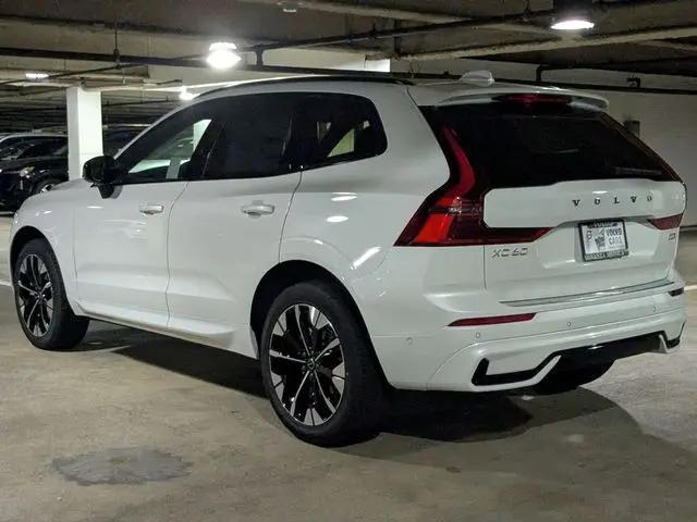 2026 Volvo XC60 B5 Plus