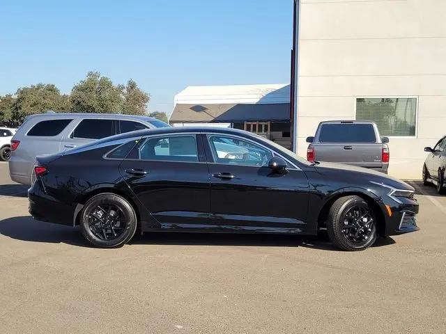 2026 Kia K5 LXS FWD