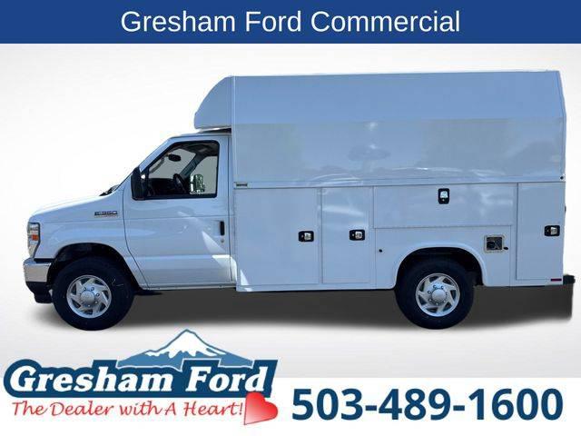 2025 Ford E-350 Cutaway E-Series Cutaway