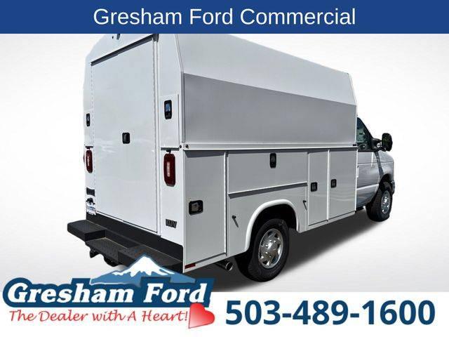2025 Ford E-350 Cutaway E-Series Cutaway