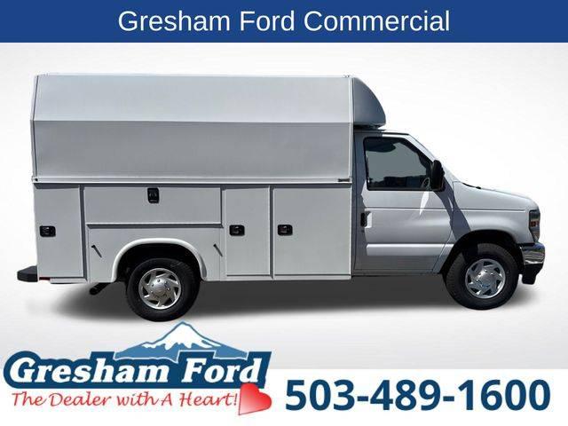 2025 Ford E-350 Cutaway E-Series Cutaway