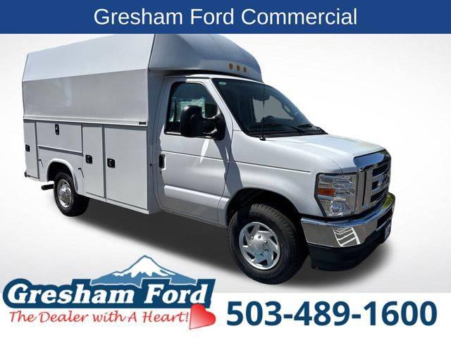 2025 Ford E-350 Cutaway E-Series Cutaway