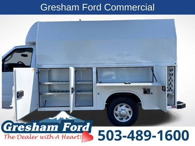 2025 Ford E-350 Cutaway E-Series Cutaway