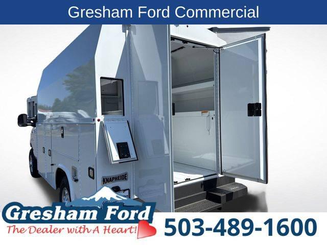 2025 Ford E-350 Cutaway E-Series Cutaway