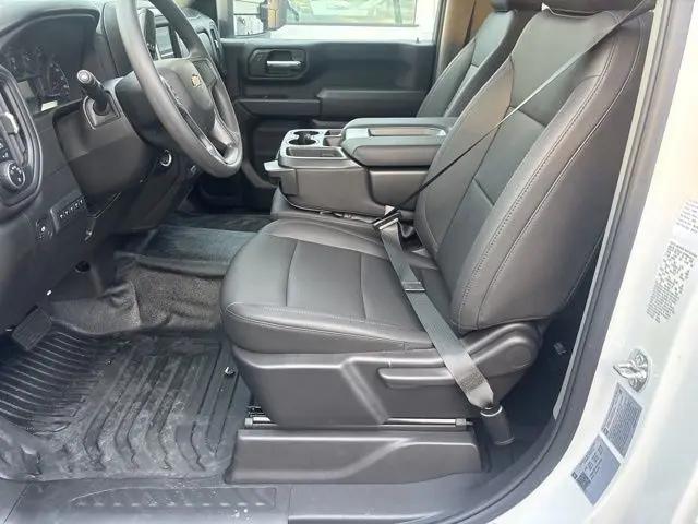 2025 Chevrolet Silverado 3500HD Work Truck