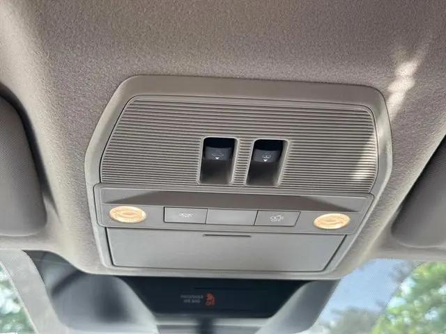 2025 Nissan Kicks SR Intelligent AWD