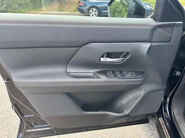2025 Nissan Kicks SR Intelligent AWD