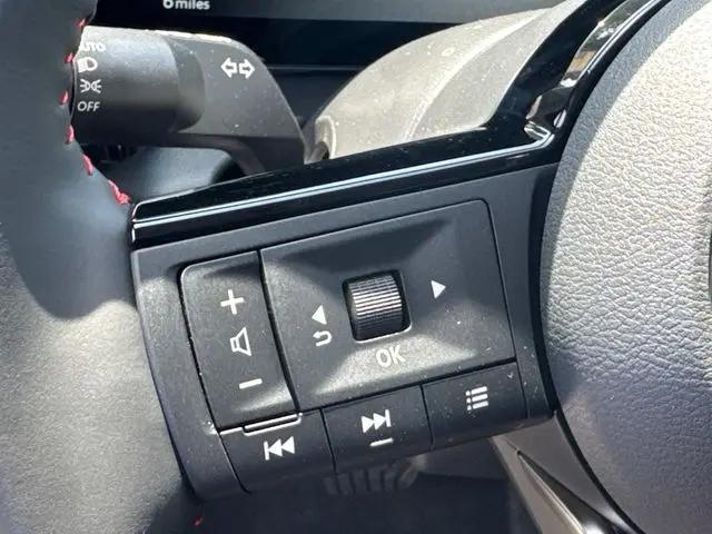 2025 Nissan Kicks SR Intelligent AWD