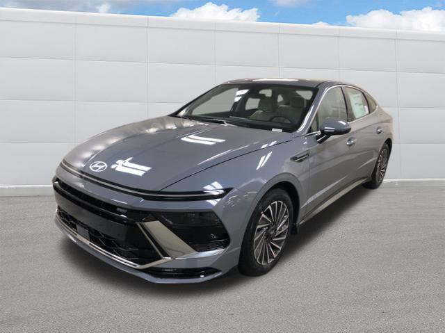 2025 Hyundai Sonata Hybrid SEL for sale in Duluth, MN