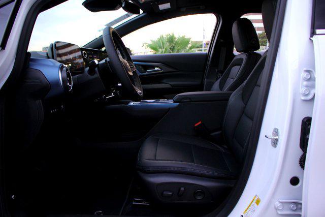 2025 Chevrolet Equinox LT 2
