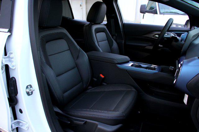 2025 Chevrolet Equinox LT 2