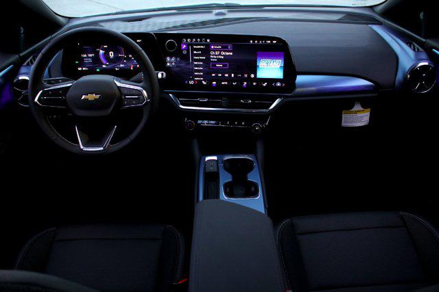 2025 Chevrolet Equinox LT 2
