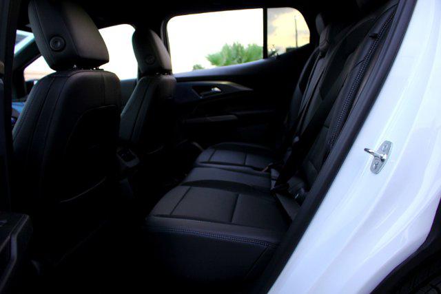 2025 Chevrolet Equinox LT 2