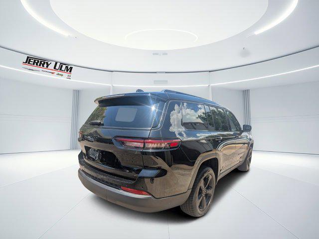 2023 Jeep Grand Cherokee L Altitude 4x2