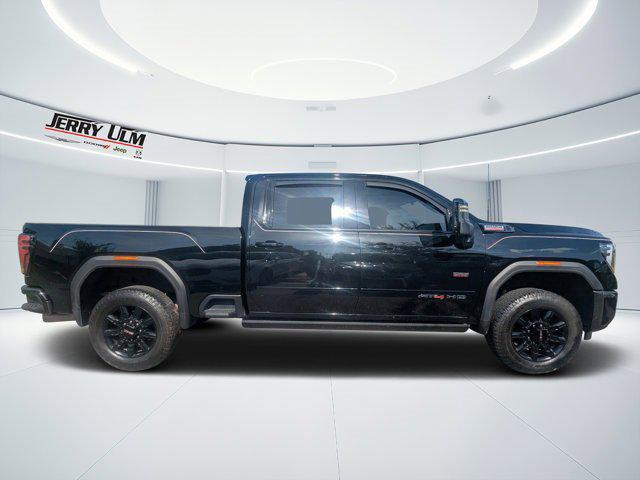 2024 GMC Sierra 2500HD 4WD Crew Cab Standard Bed AT4