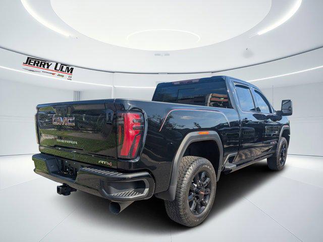 2024 GMC Sierra 2500HD 4WD Crew Cab Standard Bed AT4
