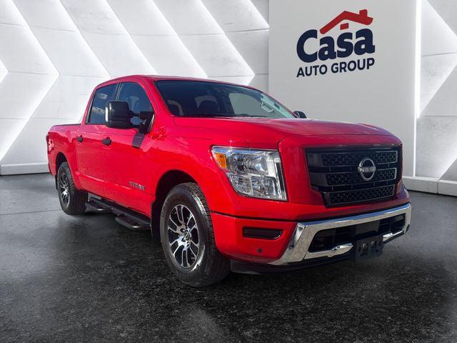 2024 Nissan TITAN Crew Cab SV 4x2