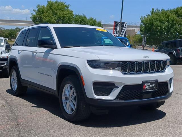 2025 Jeep Grand Cherokee Laredo X 4x2