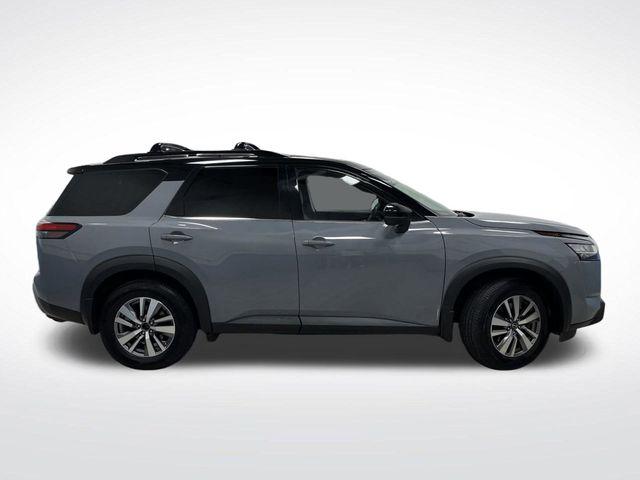 2022 Nissan Pathfinder SL 4WD