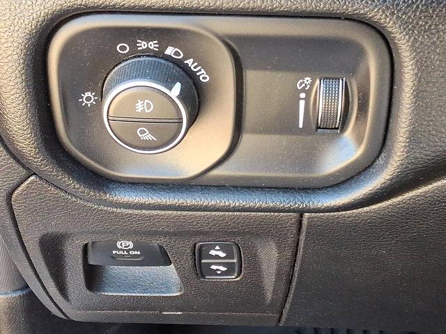 2021 Ram 1500 Big Horn Crew Cab 4x4 57 Box