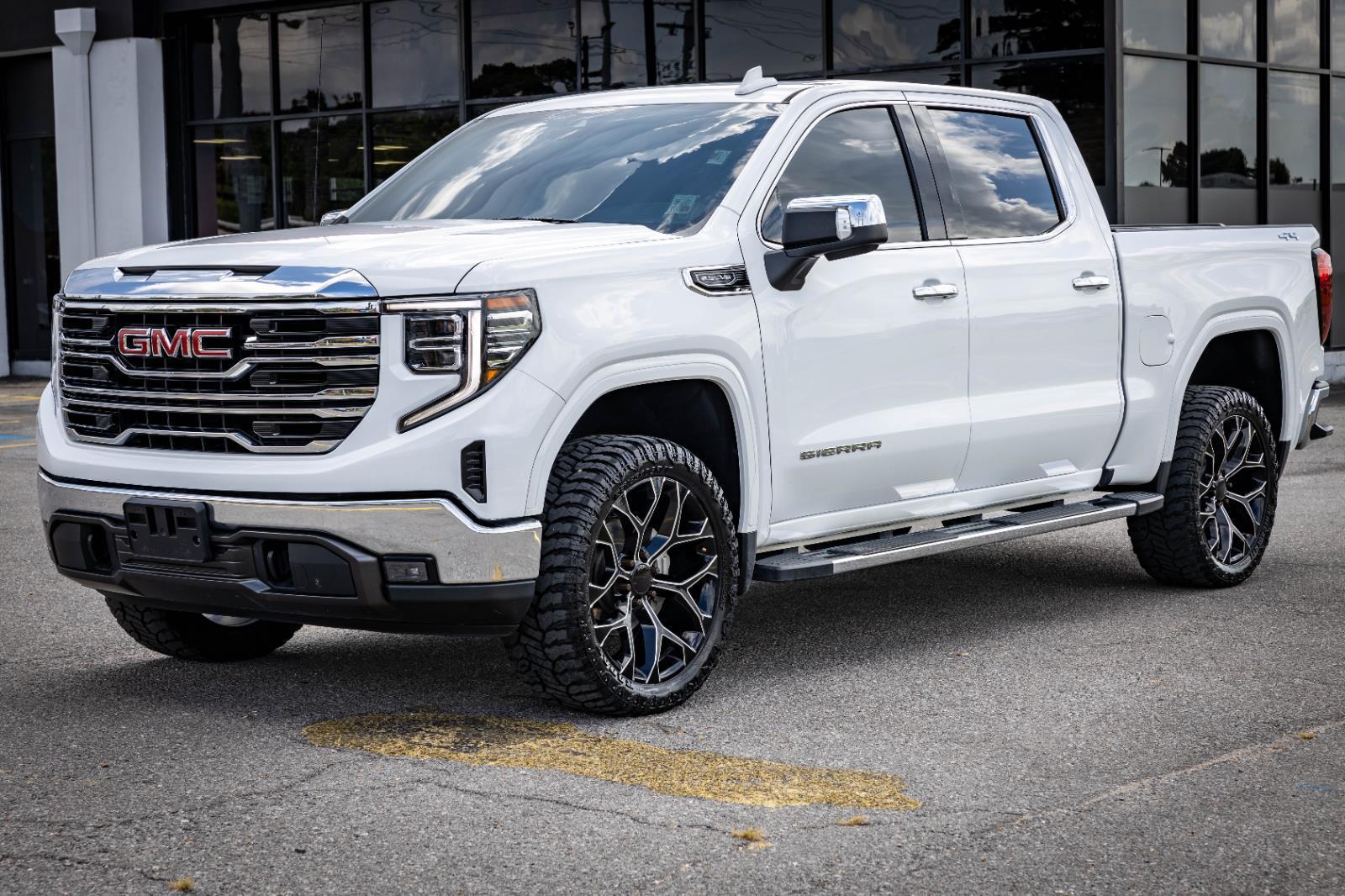 2022 GMC Sierra 1500 SLT