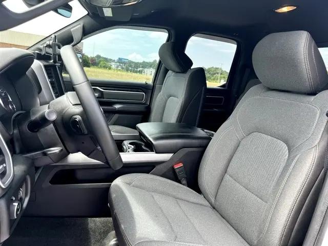 2022 Ram 1500 Lone Star Quad Cab 4x2 6'4" Box