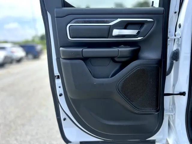 2022 Ram 1500 Lone Star Quad Cab 4x2 6'4" Box